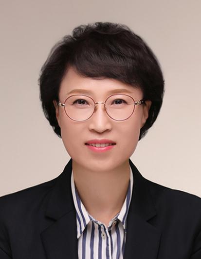 최정애