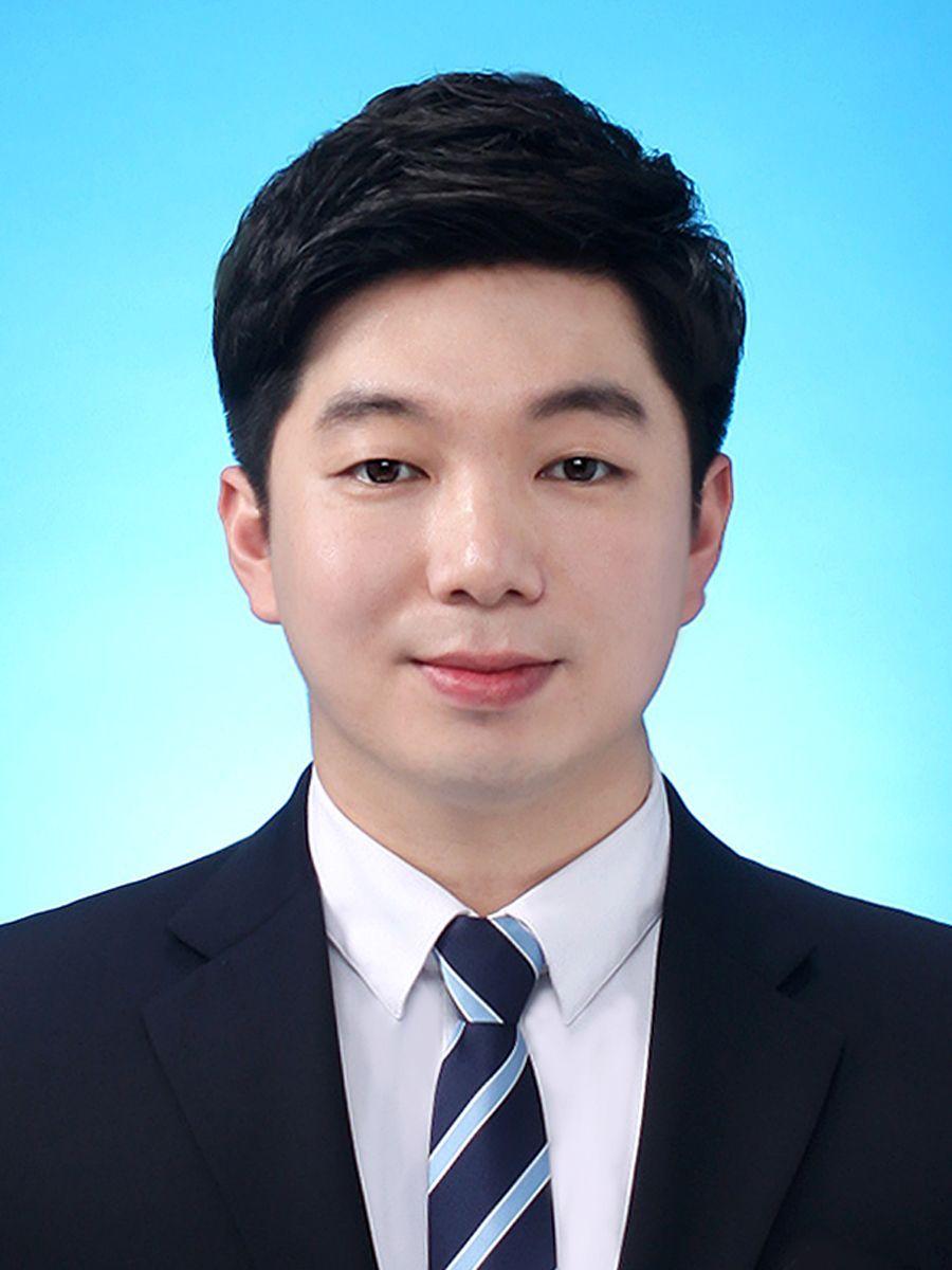 신정훈