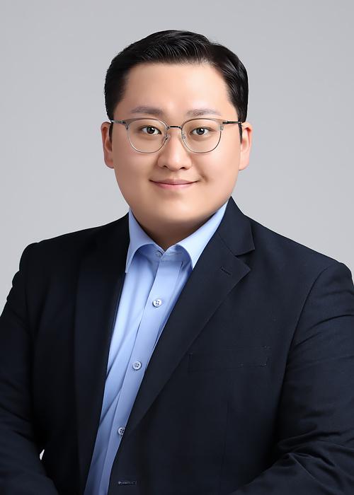 이규헌