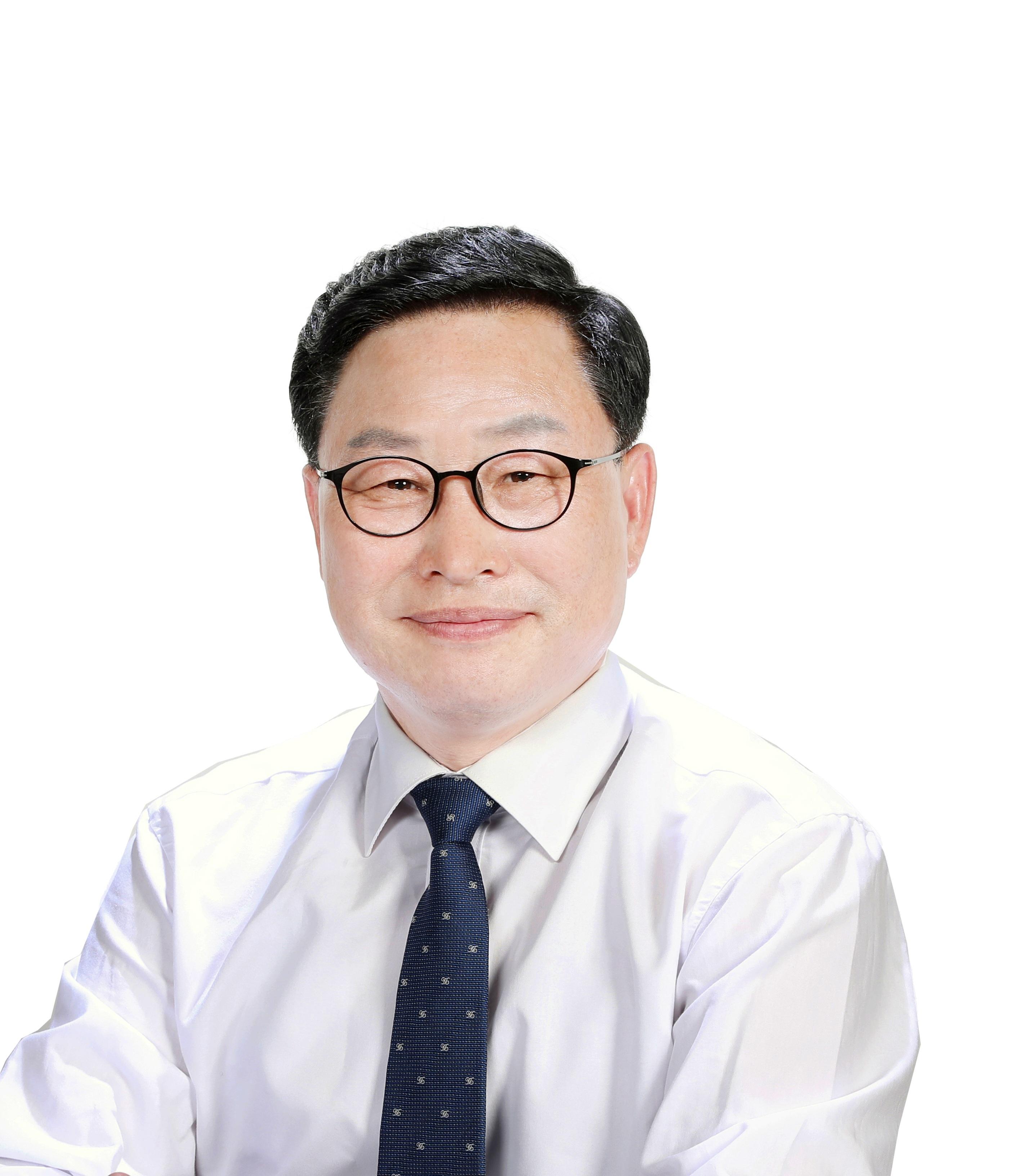 박성민