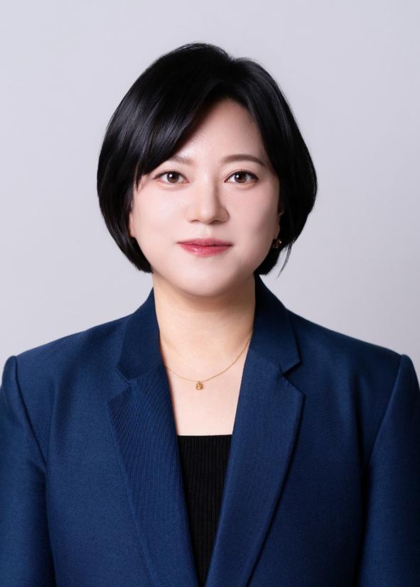 김수연