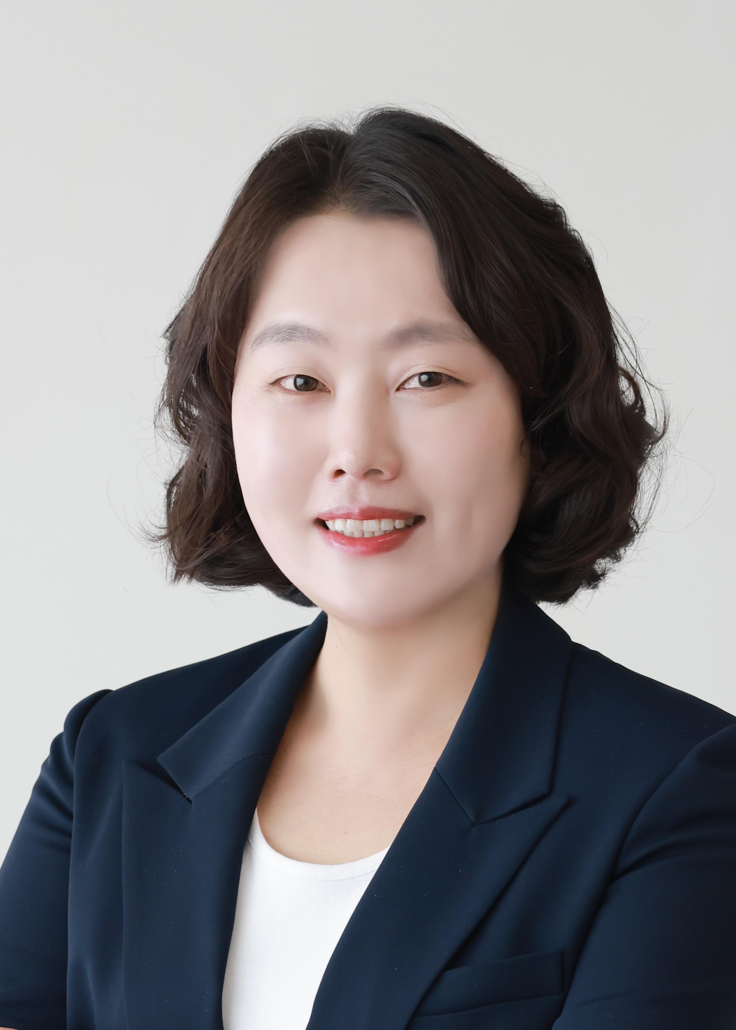 신나연