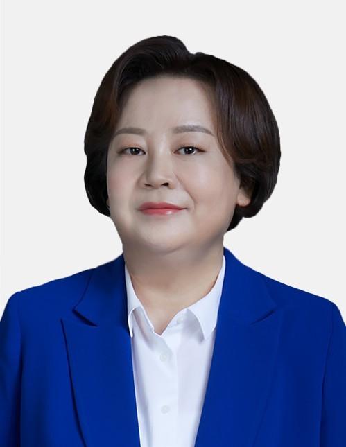 윤경례