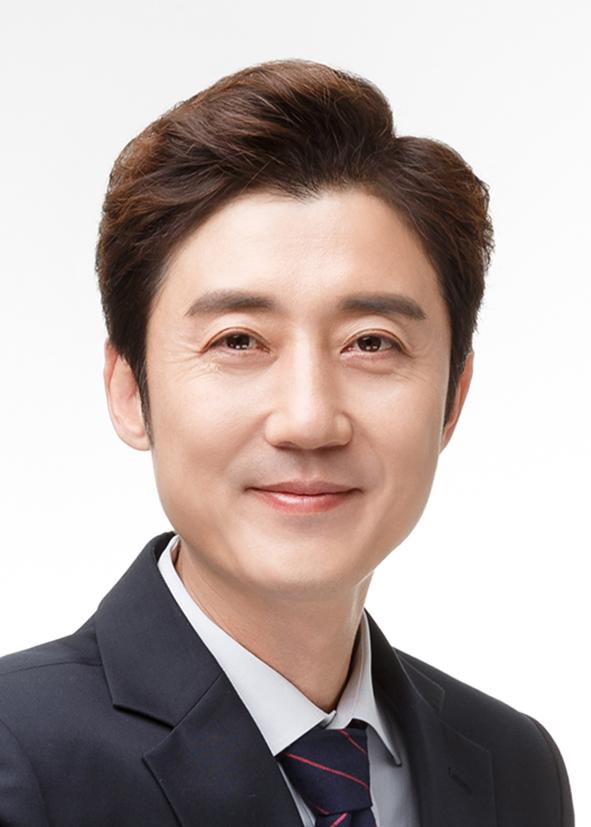 유영기