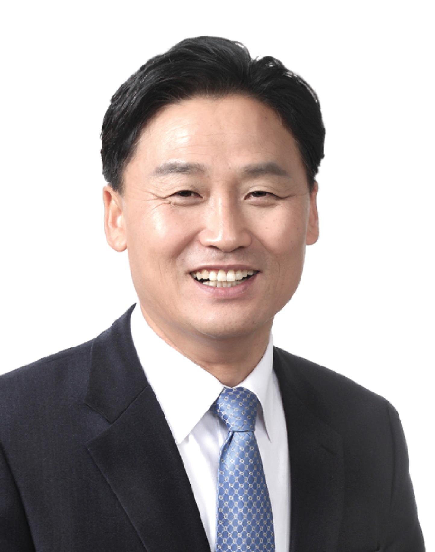 김영진