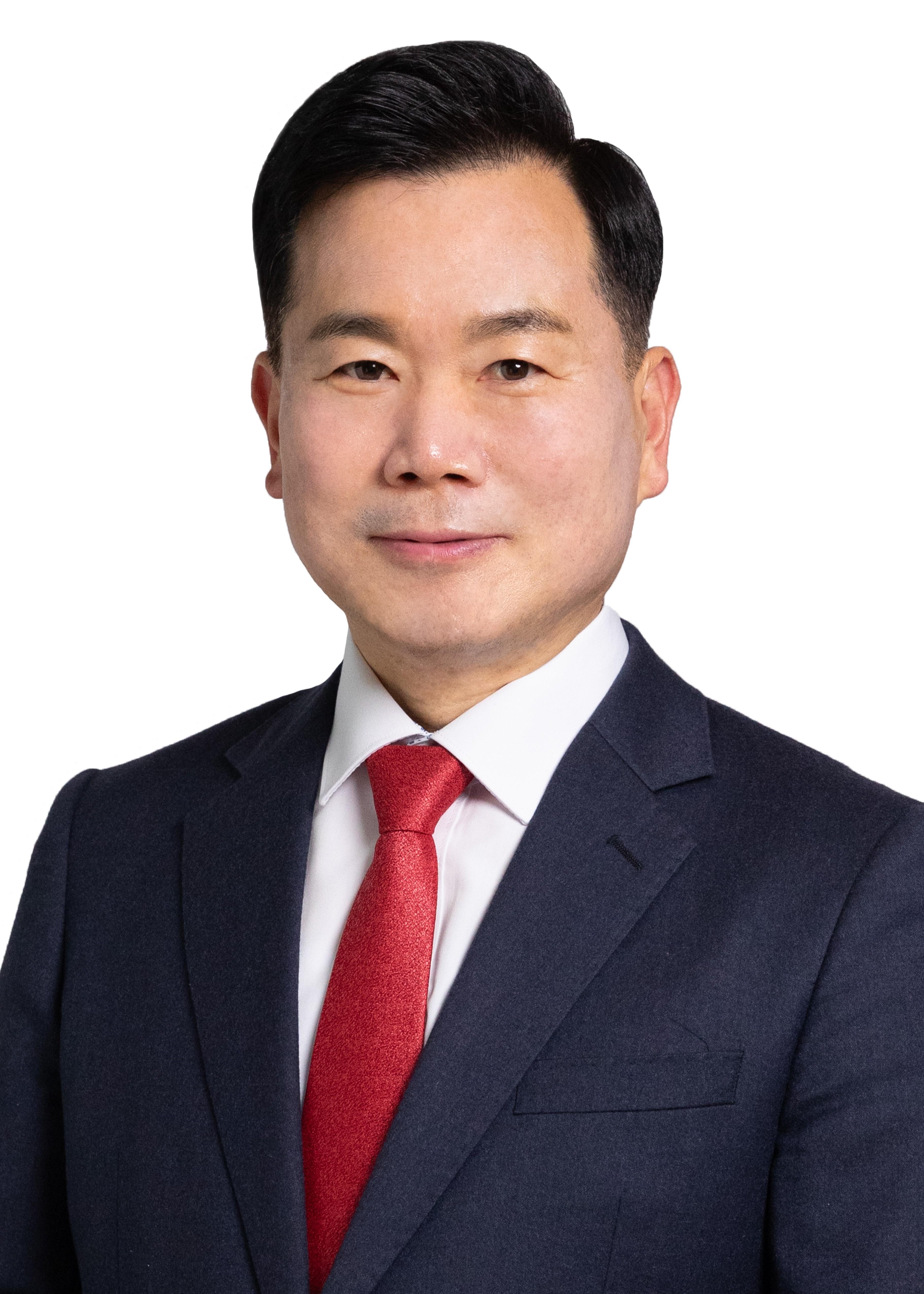김승수